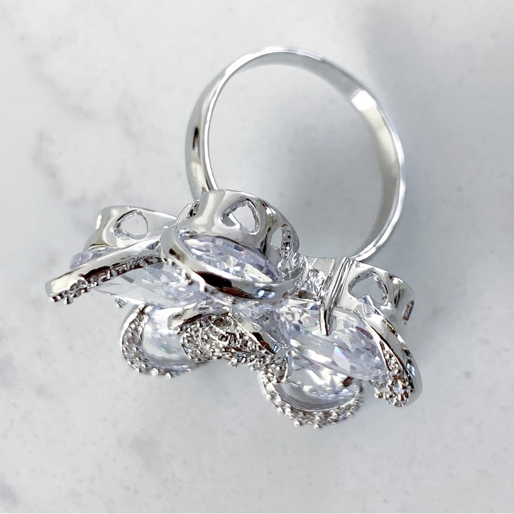 💍 Extraordinary High Shine Wild Rose Rhinestones Crystals Silver-tone Ri… - Picture 7 of 11